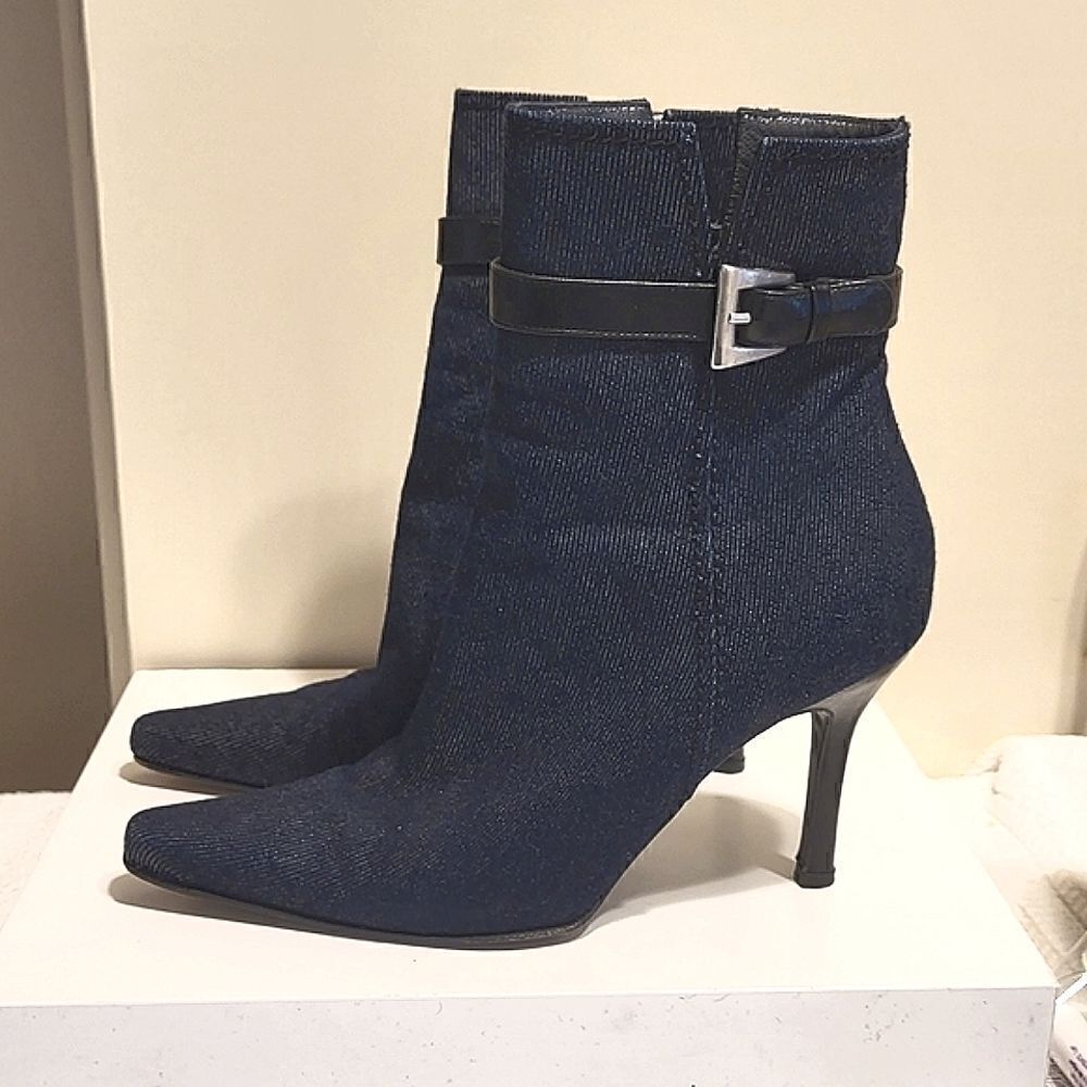 Stuart Weitzman Blue Denim Pointy Toe Buckle/Strap Heeled Ankle Boots Sz.6 $285